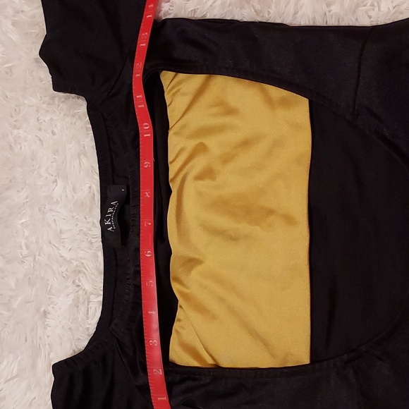 Akira Off the Shoulder Bodysuit EUC - Picture 5 of 9